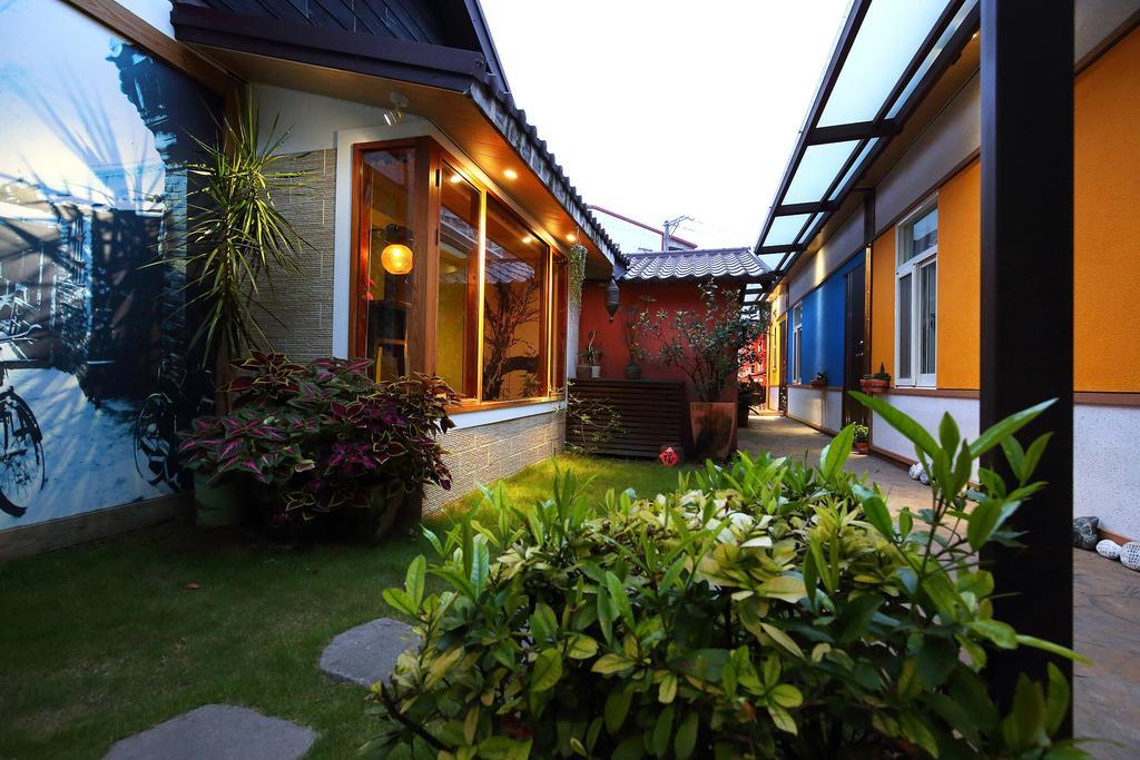 Jasmine Orange B&B Ji'an Bagian luar foto